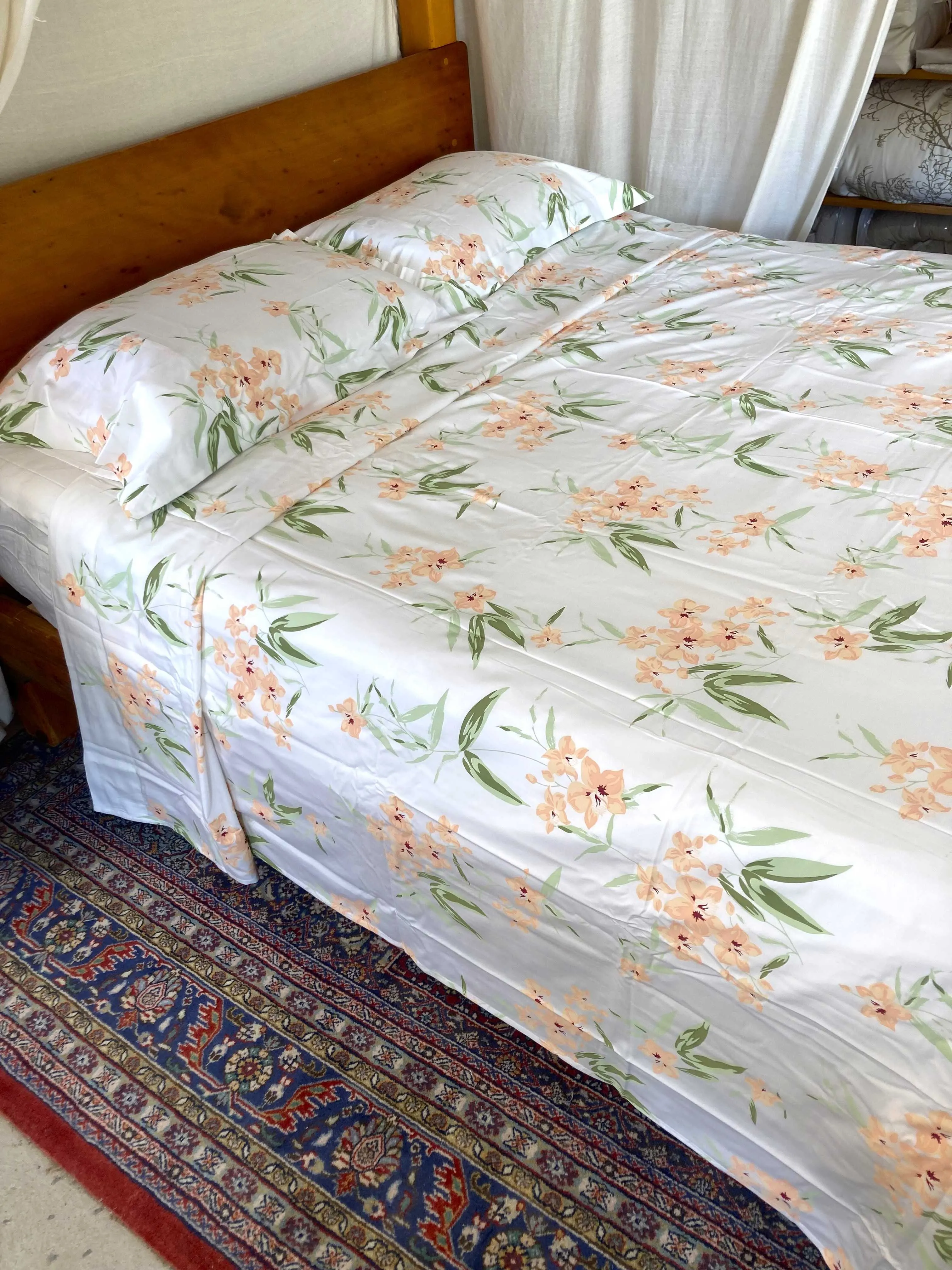 Simple Luxury Victorian Orange Sheet set